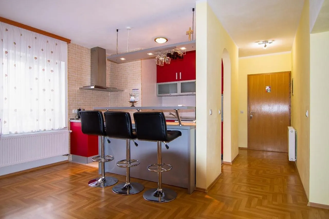 Apartment Stella Banjole 0*,  Croatia