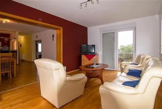Apartment Stella Banjole